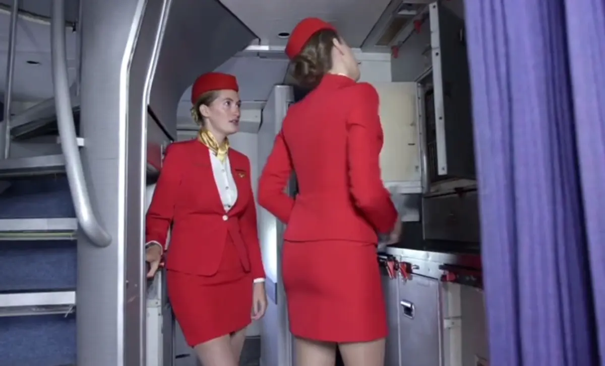 《法国空姐2019(多塞尔航空)》资源下载-免费在线看全集-法国空姐高清完整版手机播放