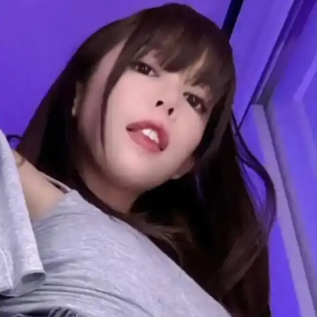 《绯红小猫KittyKum》高清HD无删减完整版-绯红小猫KittyKum全集1080P在线观看-蓝光免费播放-系列合集资源